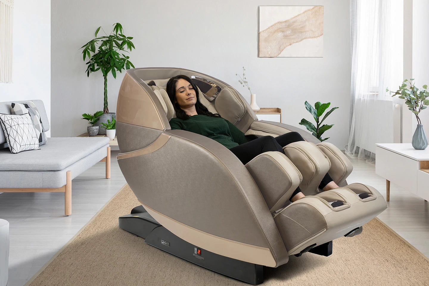 Kyota Kansha M878 Massage Chair image 3
