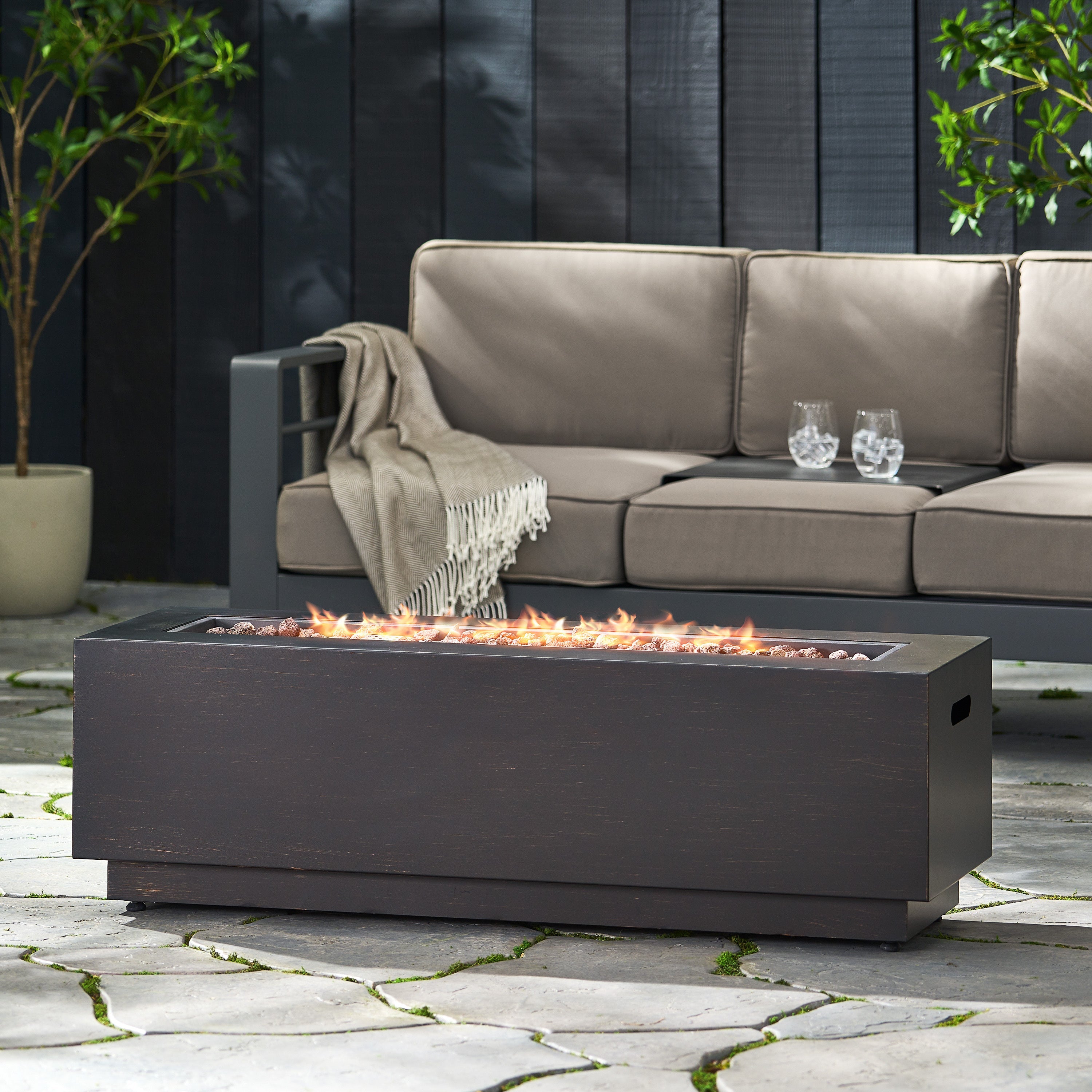 RECTANGULAT IRON FIRE PIT-50 000BTU image 1