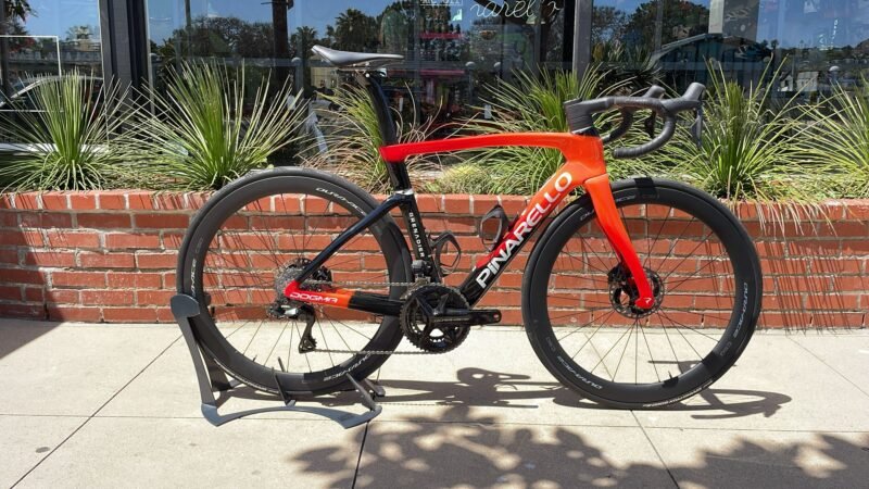 Dogma F Disc 2025 - Dura Ace Di2 Size 53 (Demo Bike) Ineos